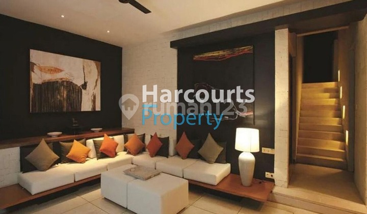 Exclusive clifftop villa in Pecatu Bali