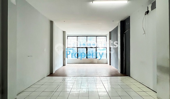 Ruko area strategis di kebayoran baru