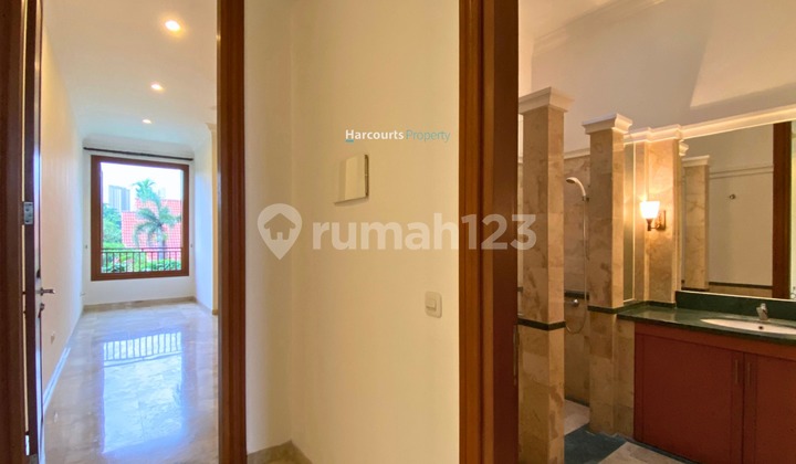 Rumah Modern Minimalis Mewah di Kemang 2