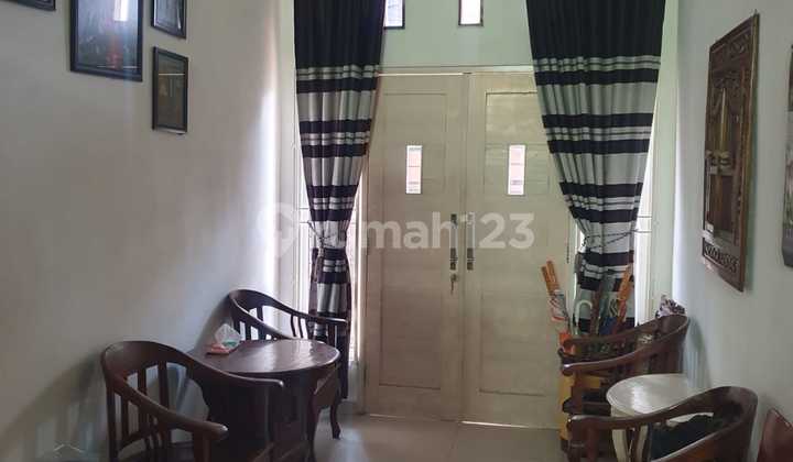 Minimalist House Near Brigif Toll in Jagakarsa 2