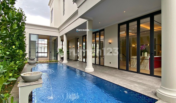 Rumah baru modern american klasik di kebayoran baru