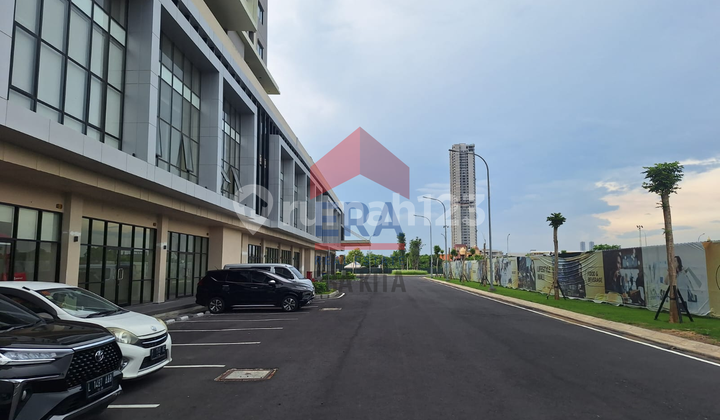 Apartment Vittorio Citraland Wiyung Studio Gress City View 2