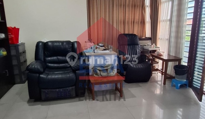 Graha Famili House, Elite Residential Area, Affordable Price Negotiable, Area 152M 2