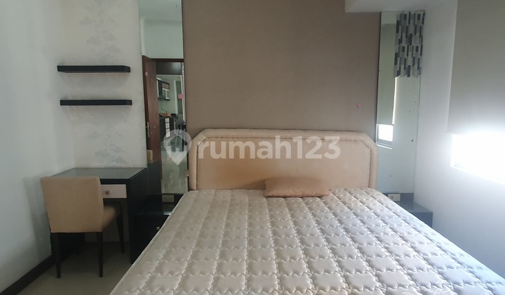 Waterplace Pakuwon Tower Luas 56M 1 Kamar Besar Full Furnish Waterplace Pakuwon Tower Luas 56M 1 Kamar Besar Full Furnish