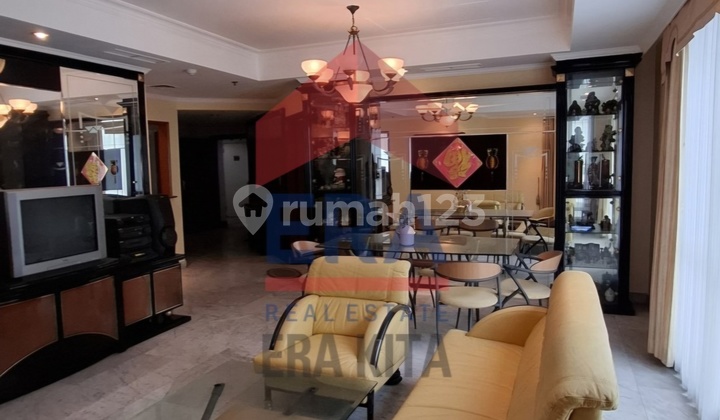 Regency Condominium Tunjungan Plaza 3 Bedrooms Ready to Live In Cheap Regency Condominium Tunjungan Plaza 3 Bedrooms Ready to Live In Cheap