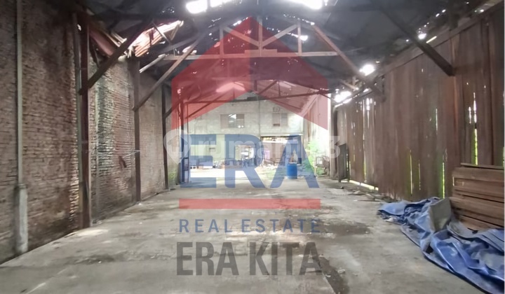 Demak Road Warehouse Good Location Near Toll Road Area 1400M² Demak Road Warehouse Good Location Near Toll Road Area 1400M²