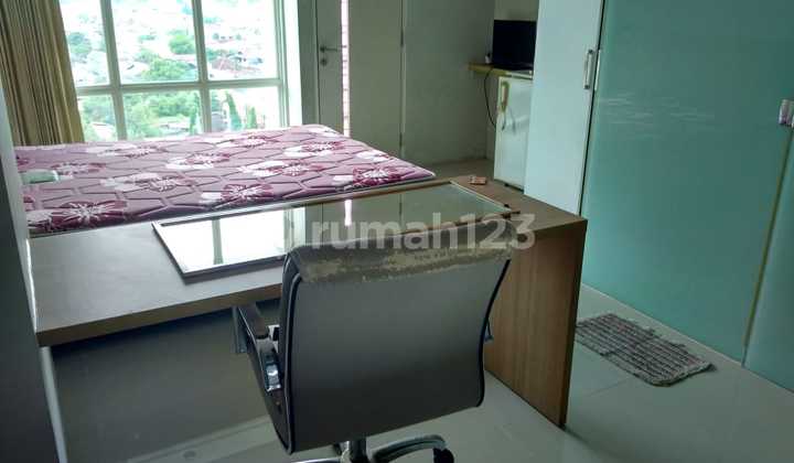 The Square Apartment Kampus Petra Siwalankerto Studio Furnished  1
