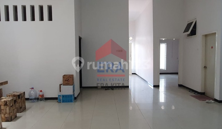 Jemursari South 1.5-Story Ready-to-Occupy House, Spacious & Comfortable 2