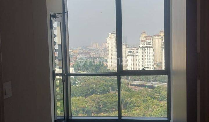 Sewa Apartemen Menara Jakarta di Kemayoran Jakarta Pusat 1