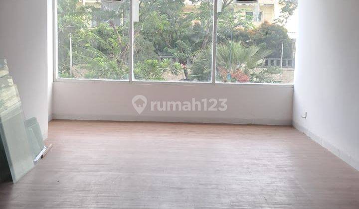 Disewakan Ruko 3 Lantai di Springhill Royale Suites Jakarta Utara 1