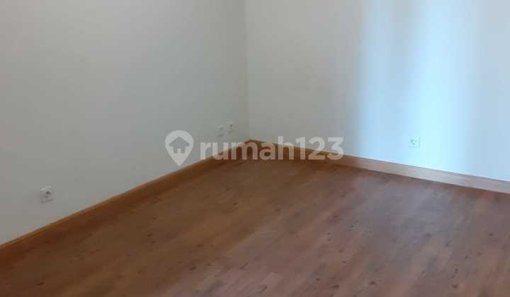 For Sale 40 m2 Office at The Mansion Bougenville Fontana North Jakarta – Semi Furnished