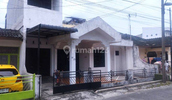 Di Jual Rumah Bagus 2 Lantai di Perumahan Menteng Indah 1