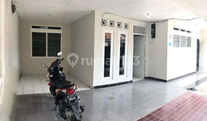 Rumah Lokasi Dekat Taman Eco Park Tebet