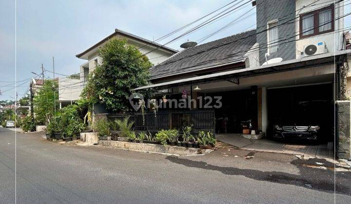 RUMAH TEBET DEPAN JALAN UTAMA LEBAR 2