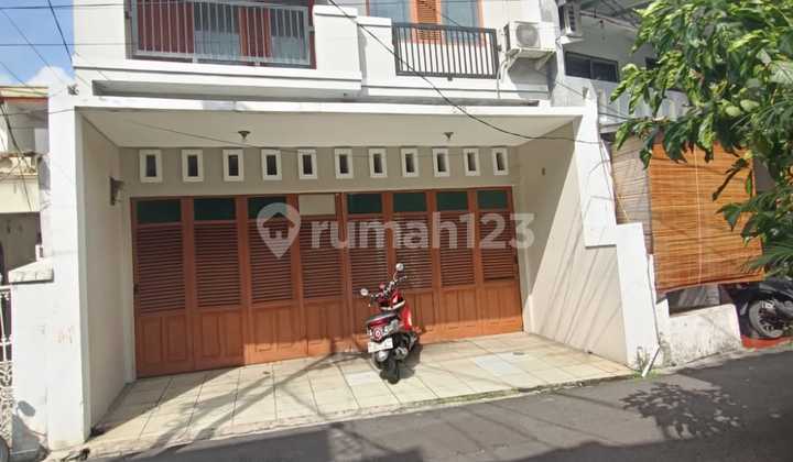 Tebet, South Jakarta Two-Story House Tebet, South Jakarta Two-Story House