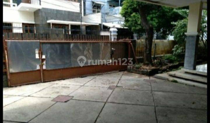 Rumah Depan Akses Jalan Utama Tebet 1