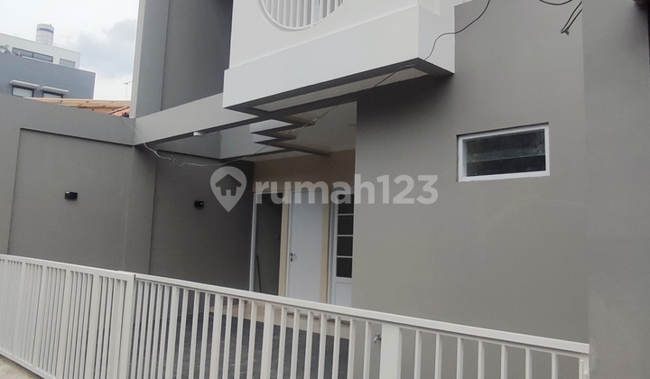 Rumah Baru Tebet Jakarta Selatan