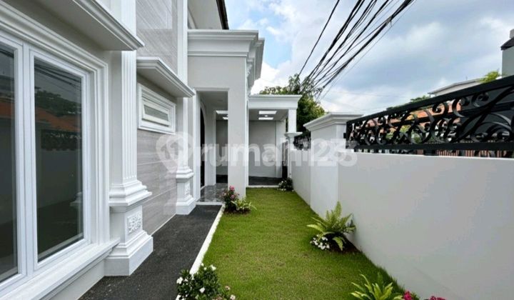 Rumah Baru Tebet Akses Jalan Utama