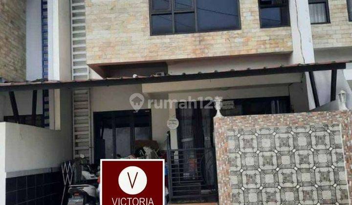 Di Jual Rumah Tinggal Bu Dan Jual Cepat Dalam Townhouse di Ciangsana 1