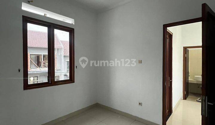 Dijual Rumah 2 Lantai Dalam Cluster di Abdul Wahab Sawangan 2