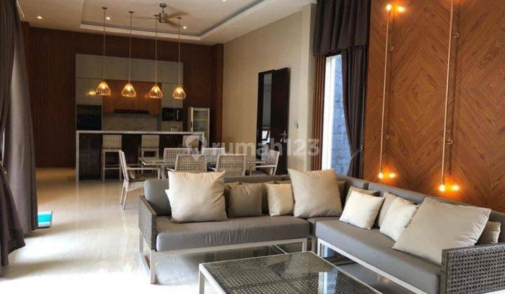Villa di Anyer View Pantai Banten 1