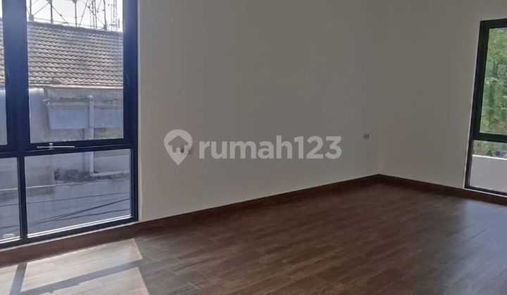 Rumah Baru Lux Pusat Kota Cipaganti Bandung 2