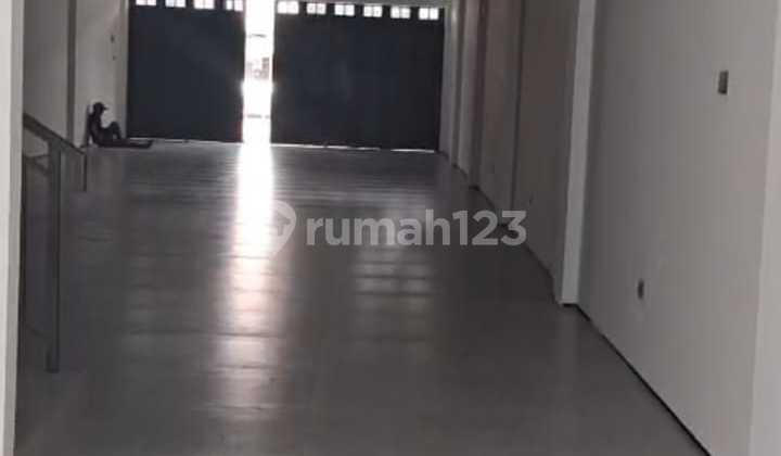 For Rent, Nice Shop House, Main Road Pasir Kaliki Bandung