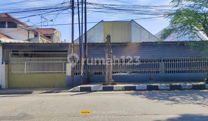 Rumah Bagus Unfurnished SHM sriwijaya Regol, Bandung