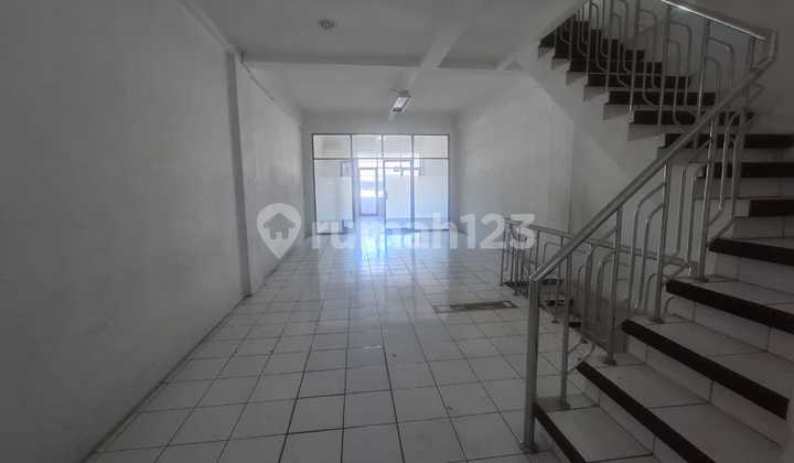 Ruko Bagus 380 m2 SHM Pasir Kaliki, Bandung