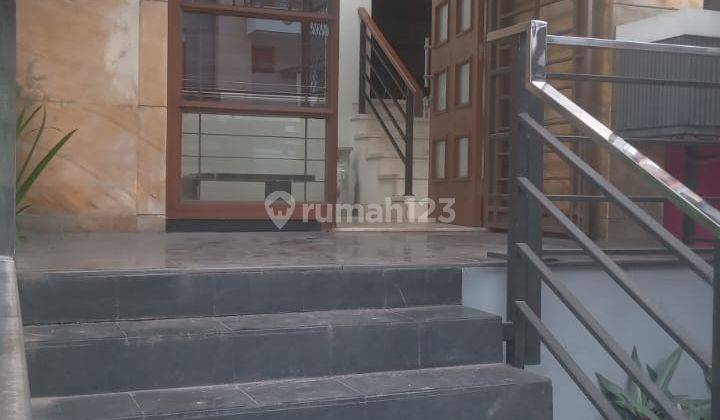 Rumah Mewah Dijual Bale Pakuan Ciumbuleuit Bandung 1