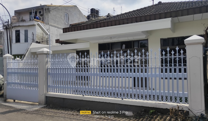 rumah bagus dijual  hitung tanah tengah kota Srigadis Bandung 1