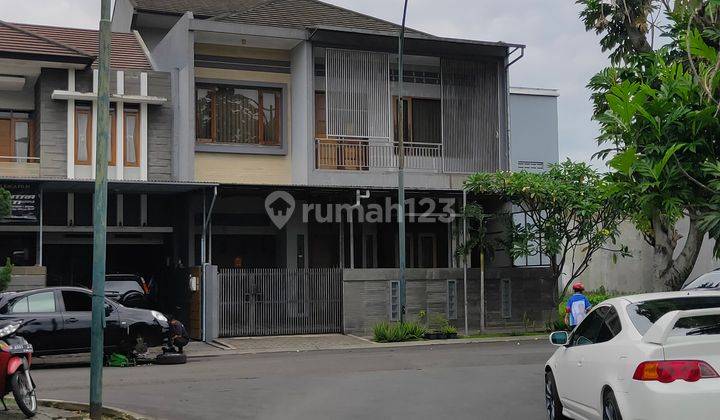 Rumah Bagus Minimalis Dijual Singgasana Bandung 2