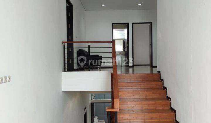 rumah murah bagus lux Singgasana Pradana Bandung 2