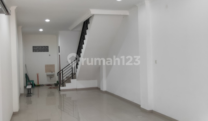 Nice Strategic Shop House City Center Buah Batu Bandung Nice Strategic Shop House City Center Buah Batu Bandung