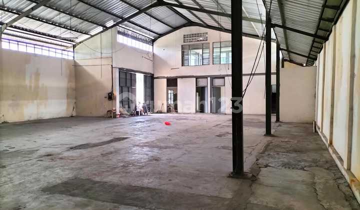Good Warehouse 700 m2 Freehold Title Kopo Jaya, Bandung