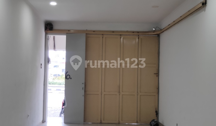 For Rent, Good Shop House, Pajajaran Abdulrahman Saleh, Bandung 2