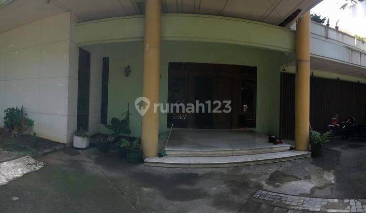 Rumah Tengah Kota Disewa Sawunggaling Dago Bandung 2