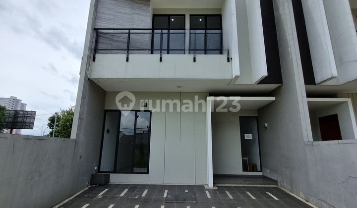 Rumah baru bagus Batununggal Indah Bandung