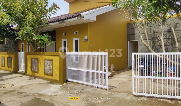 Rumah Bagus Unfurnished SHM Rancamanyar, Bandung 1