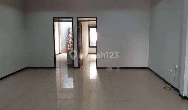 Rumah 2 Lantai Bagus Disewa Mekar Wangi Bandung 1