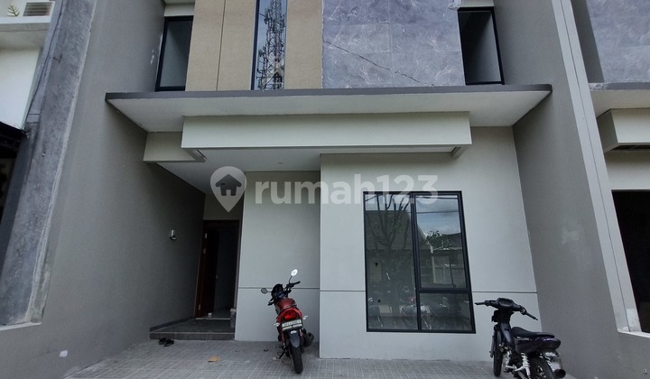 Rumah baru bagus 160 meter Batununggal, Bandung