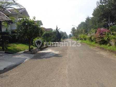 Affordable House with Villa Feel at Graha Puispa Bandung 2