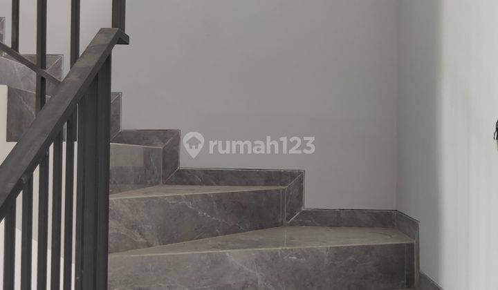 Rumah Baru Minimalis Bagus Batununggal Indah Bandung 2