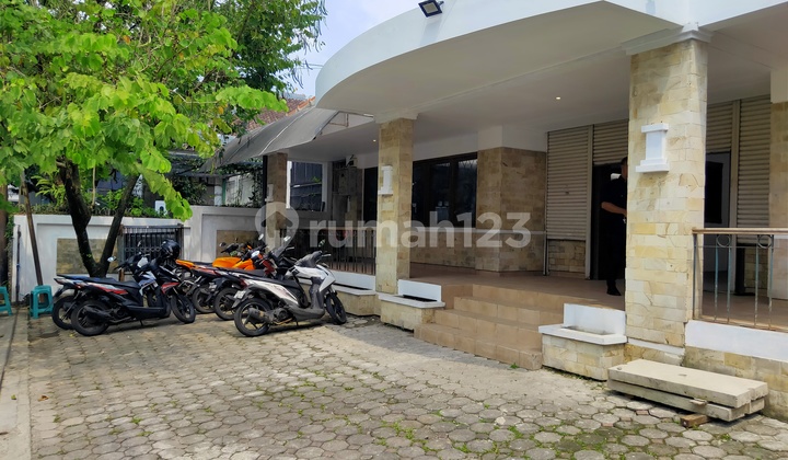 Soka Riau Bandung city center strategic business space