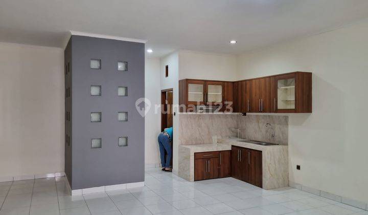 Rumah Dijual Seperti Baru Bagus Pondok Mutiara Indah Cimahi 2