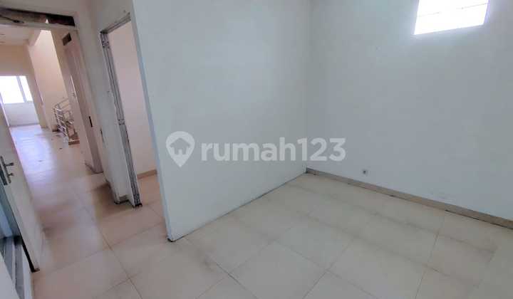 Good Ruko 320 m2 SHM Certificate Moh, Toha Bandung 2