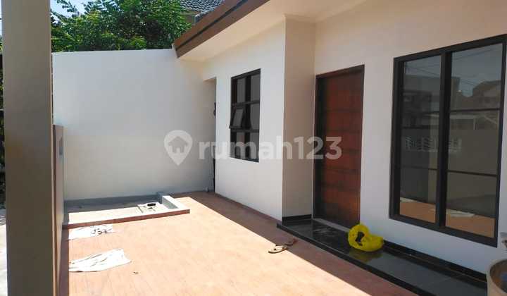 Rumah Bagus Unfurnished SHM Kopo Permai, Bandung
