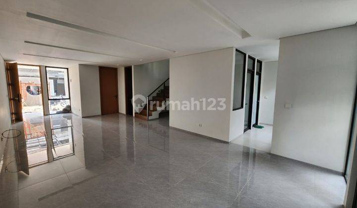 rumah mewah minimalis bagus dijual Setra Duta Bandung 2