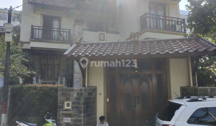 Rumah Cantik Di Komplek Lipi Widya Chandra 10 Senayan Lingkungan Asri 1