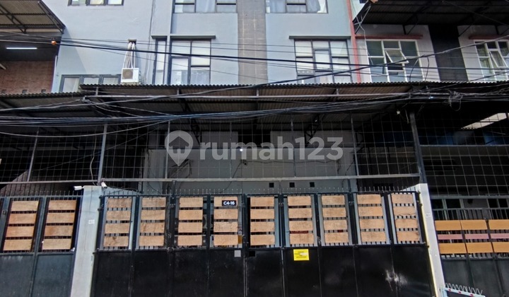 Rumah 3 Lantai Inter Kota Indah Duri Kosambi Harga Dibawah Pasaran Rumah 3 Lantai Inter Kota Indah Duri Kosambi Harga Dibawah Pasaran